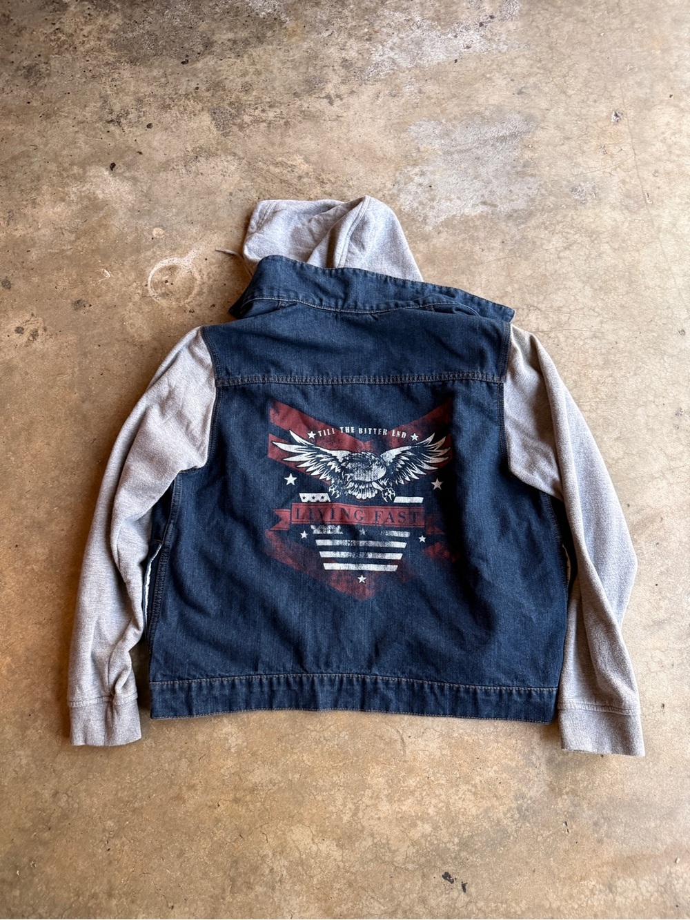 H Men's Denim Bomber Jacket Hooded Graphic Blue Gray Button Size L 42-44 - Picture 6 of 11